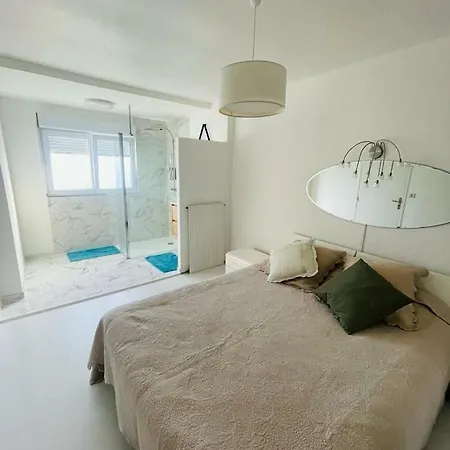 Warm House Close To Amenities 塔尔诺