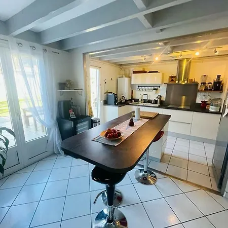 Warm House Close To Amenities 塔尔诺